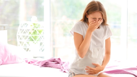 妊娠中期の吐き気について