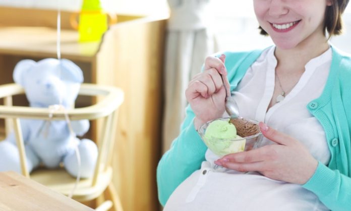 妊婦がアイスを食べるときに知っておきたいこと いいの 悪いの 注意点は 影響は など