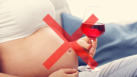 妊娠中に摂取してはいけない飲み物とは？