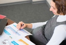 会社への妊娠の報告の仕方・タイミングについて